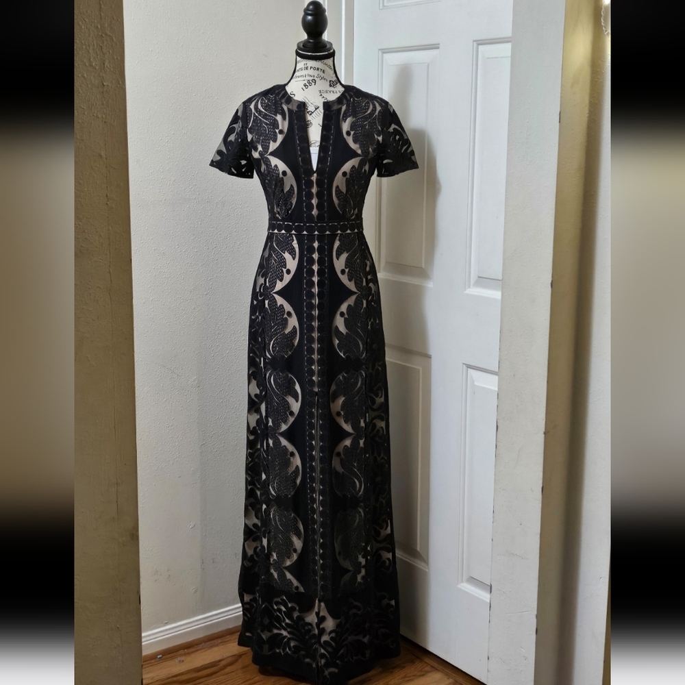 BCBGMaxAzria Black and Cream Maxi Dress